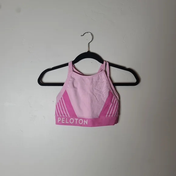 Peloton Seamless Double Layer Pink Sports Bra Size Medium - Picture 2 of 6